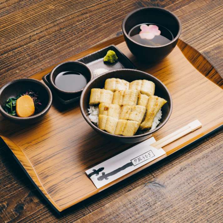 うなぎの白焼丼